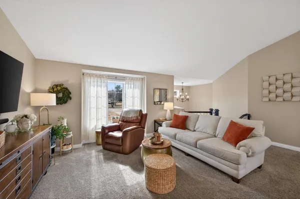 $574,900 | 4349 218th Avenue Northwest, Oak Grove, MN 55303