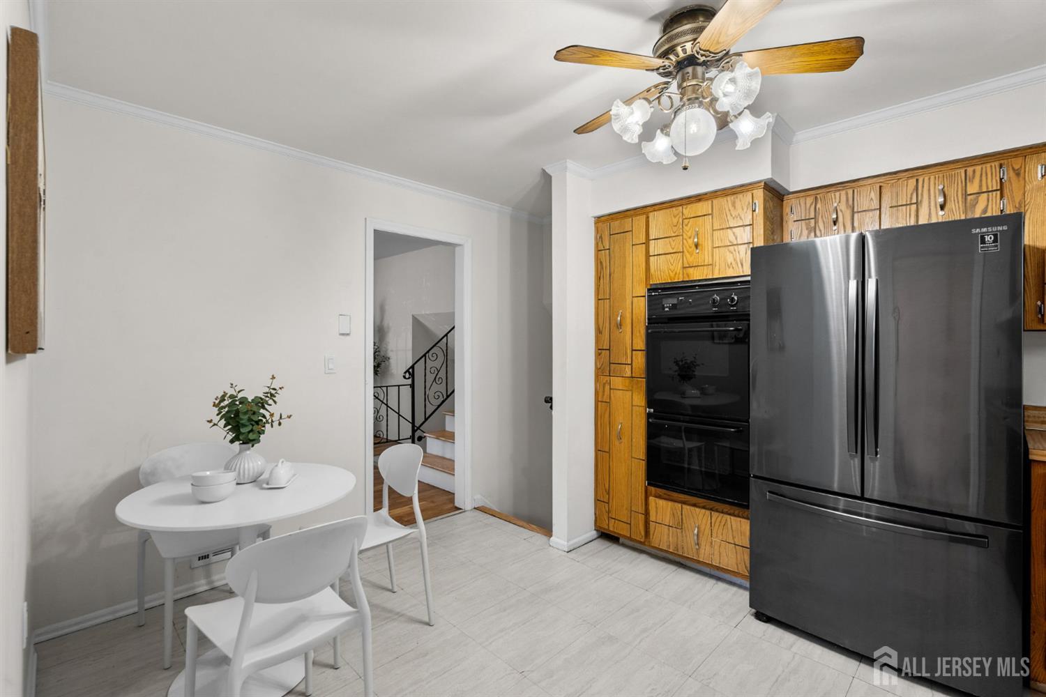 17 Meredith Road Edison, NJ 08817 - Photo 14 of 37