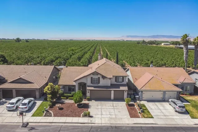 $559,000 | 859 Sandra Street, Los Banos, CA 93635