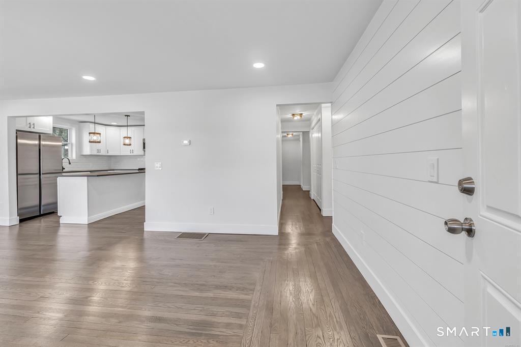 161 Pines Bridge Road, Unit 1 Beacon Falls, CT 06403 - Photo 5 of 19
