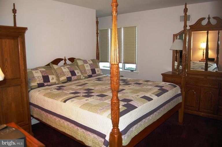 1100 Hawlings Road Brookeville, MD 20833 - Photo 4 of 24 Bedroom #3