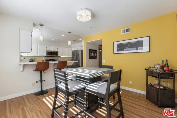 $1,199,999 | 8011 Hannum Avenue, Culver City, CA 90230