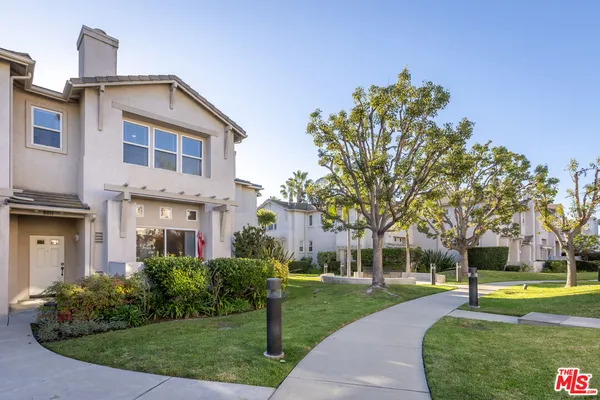 $1,199,999 | 8011 Hannum Avenue, Culver City, CA 90230