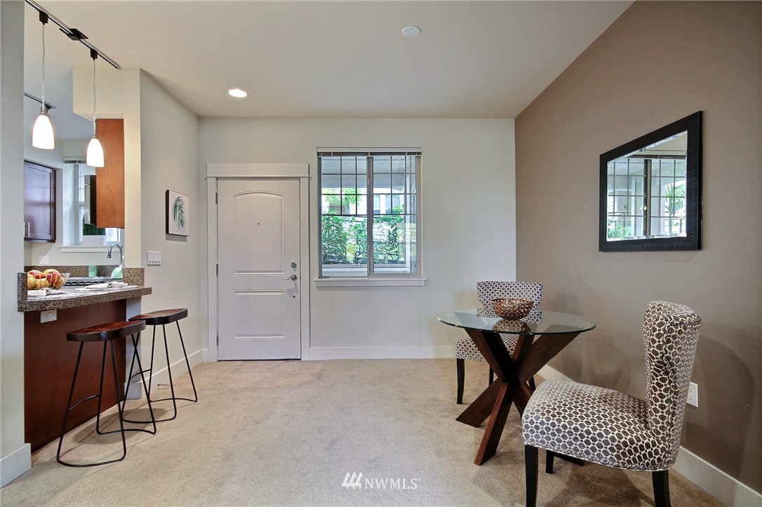 8535 Avondale Road Northeast, Unit A102 Redmond, WA 98052 - Photo 3 of 25 Gallery Image 3