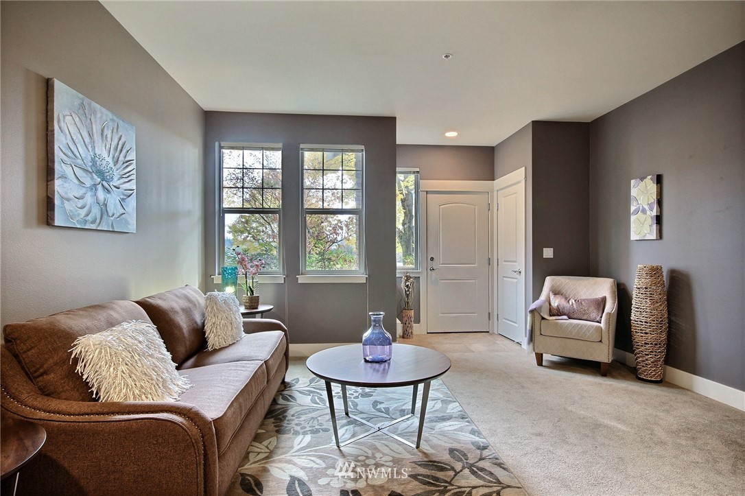 8535 Avondale Road Northeast, Unit A102 Redmond, WA 98052 - Photo 4 of 25 Gallery Image 4