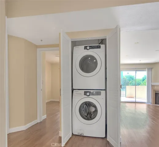 $2,400 | 11410 Brookshire Avenue, Unit 113, Downey, CA 90241