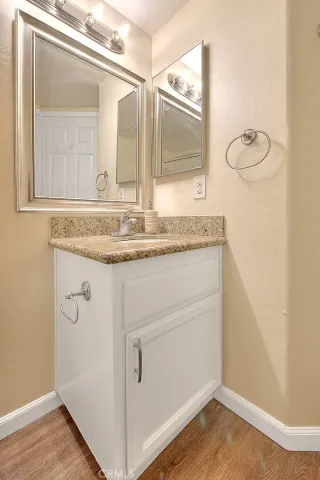 $2,400 | 11410 Brookshire Avenue, Unit 113, Downey, CA 90241