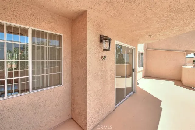 $2,400 | 11410 Brookshire Avenue, Unit 113, Downey, CA 90241