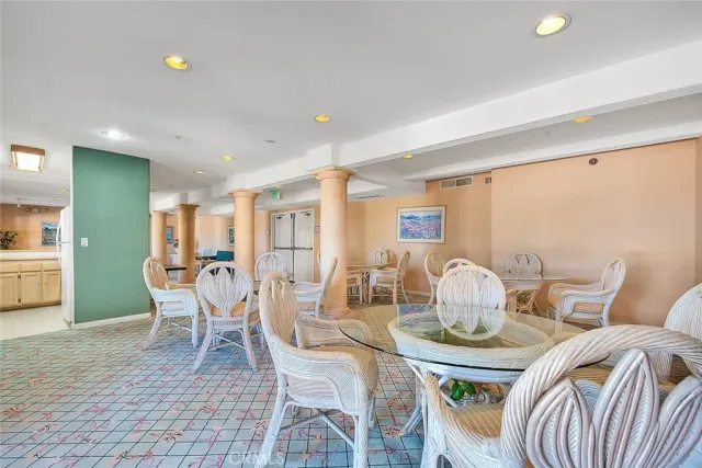 $2,400 | 11410 Brookshire Avenue, Unit 113, Downey, CA 90241