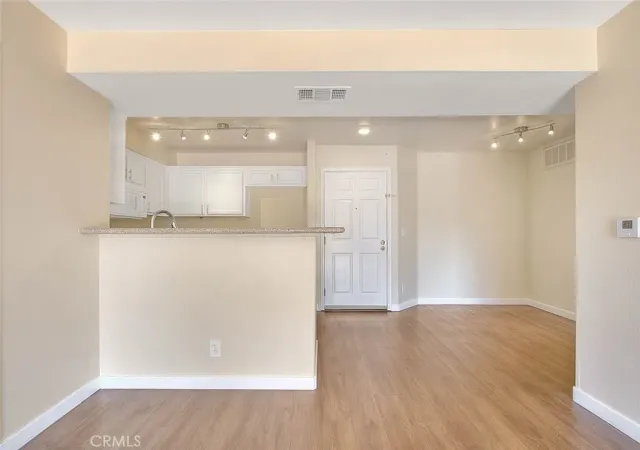 $2,400 | 11410 Brookshire Avenue, Unit 113, Downey, CA 90241