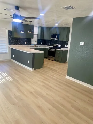 $1,750 | 814 East 28th Street, Bryan, TX 77803