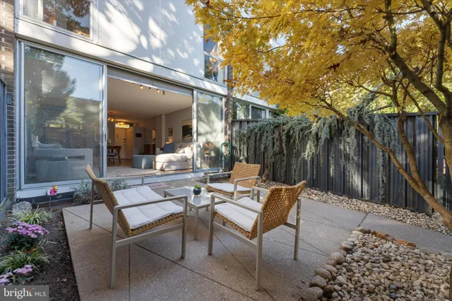 $4,100 | 1378 4th Street Southwest, Washington, DC 20024