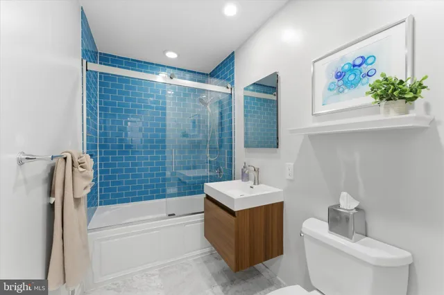 $4,100 | 1378 4th Street Southwest, Washington, DC 20024