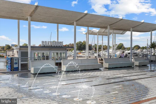 $4,100 | 1378 4th Street Southwest, Washington, DC 20024