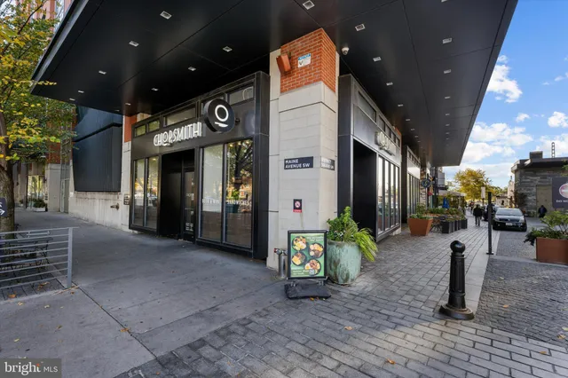 $4,100 | 1378 4th Street Southwest, Washington, DC 20024