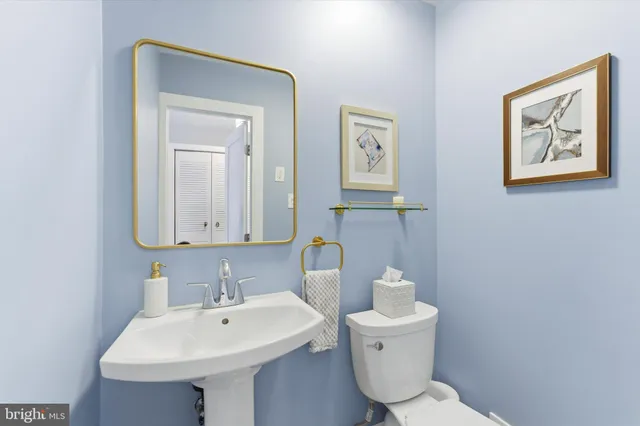 $4,100 | 1378 4th Street Southwest, Washington, DC 20024