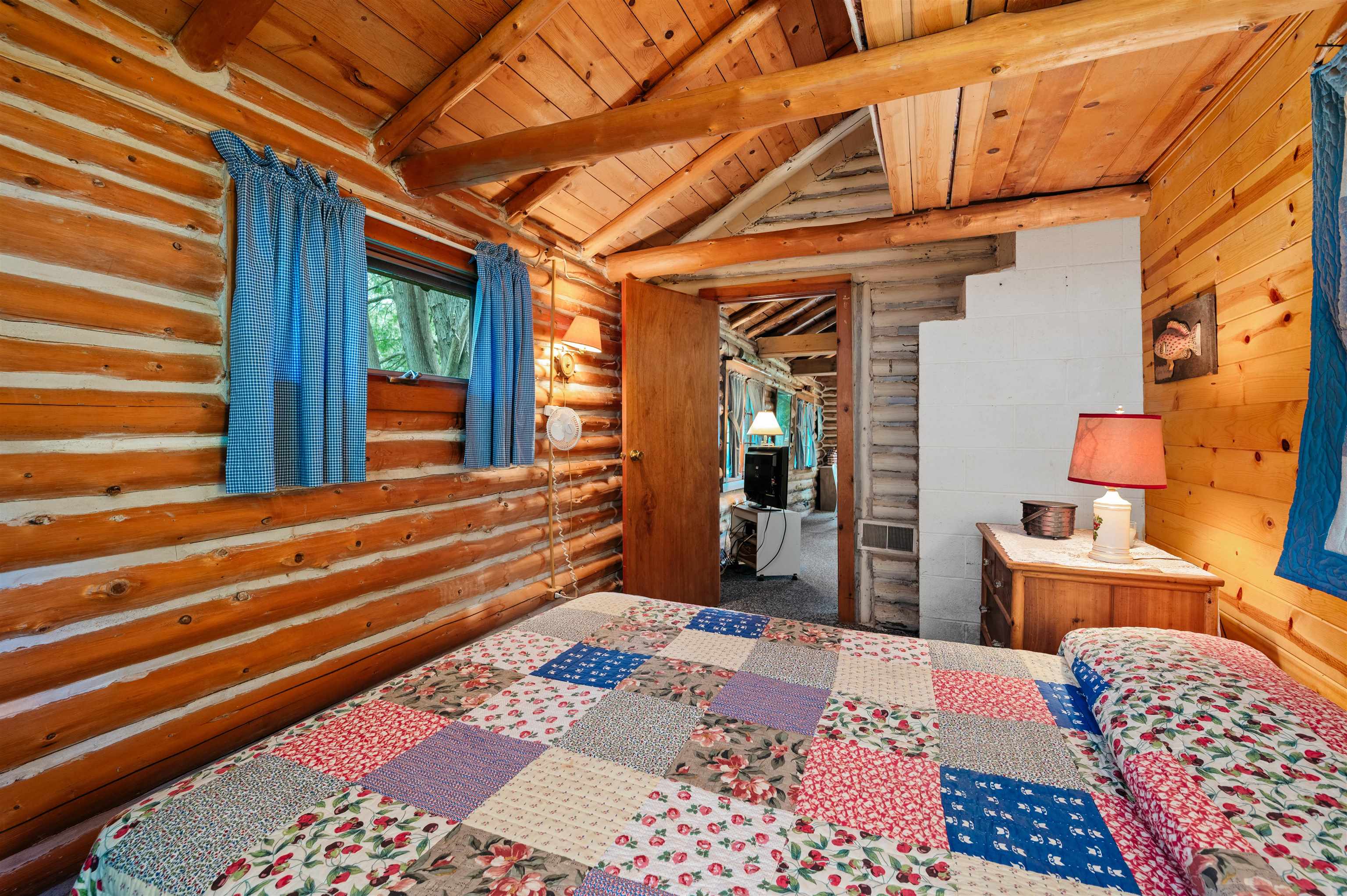 8978 South Sunnyview Road Traverse City, MI 49684 - Photo 23 of 77 1922688-e3788dd2-1603-48e6-9afd-6da23db0a19a.JPG