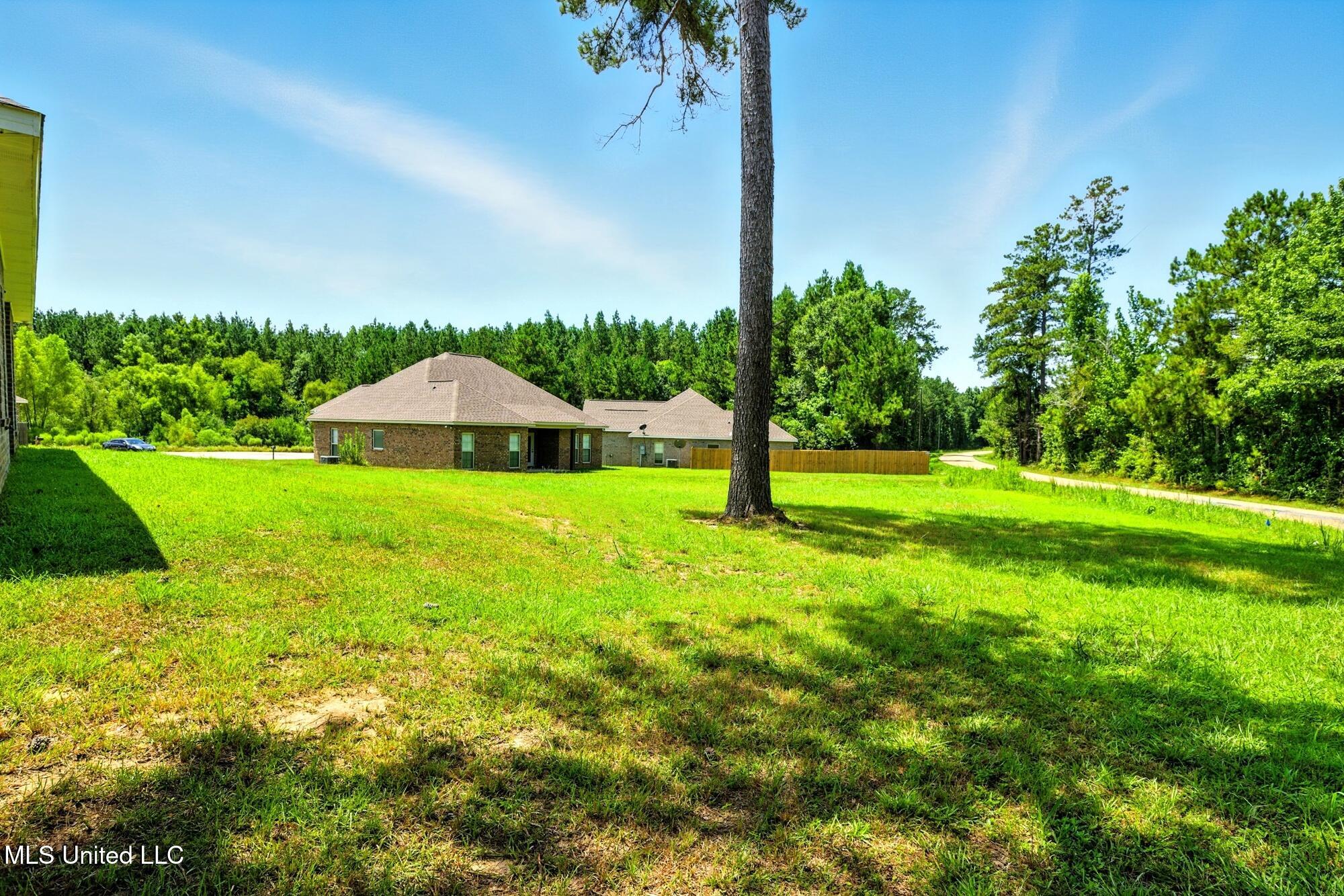 21 Charbonneau Sumrall, MS 39482 - Photo 28 of 38 dsc07946