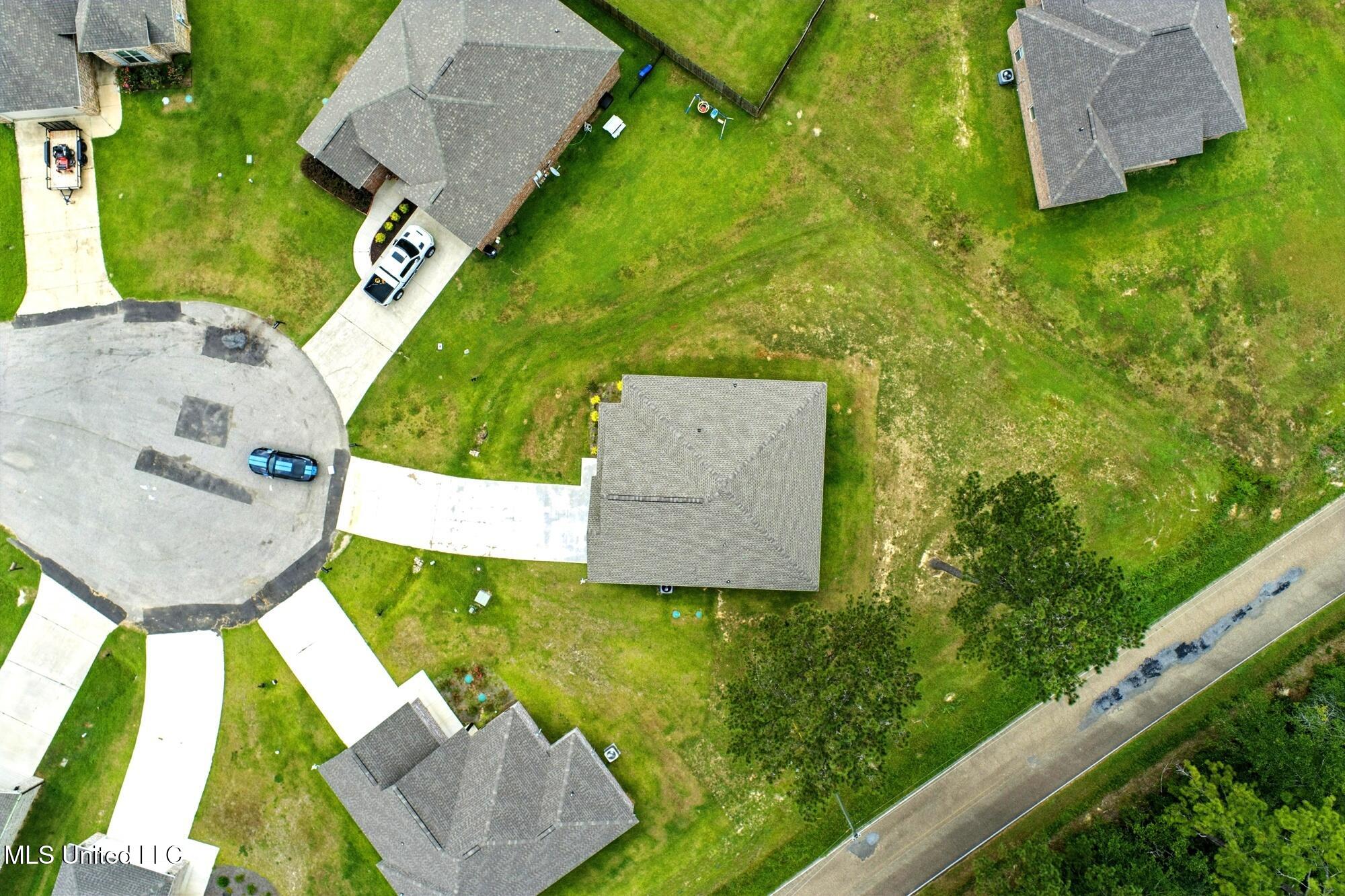 21 Charbonneau Sumrall, MS 39482 - Photo 32 of 38 dji_0005