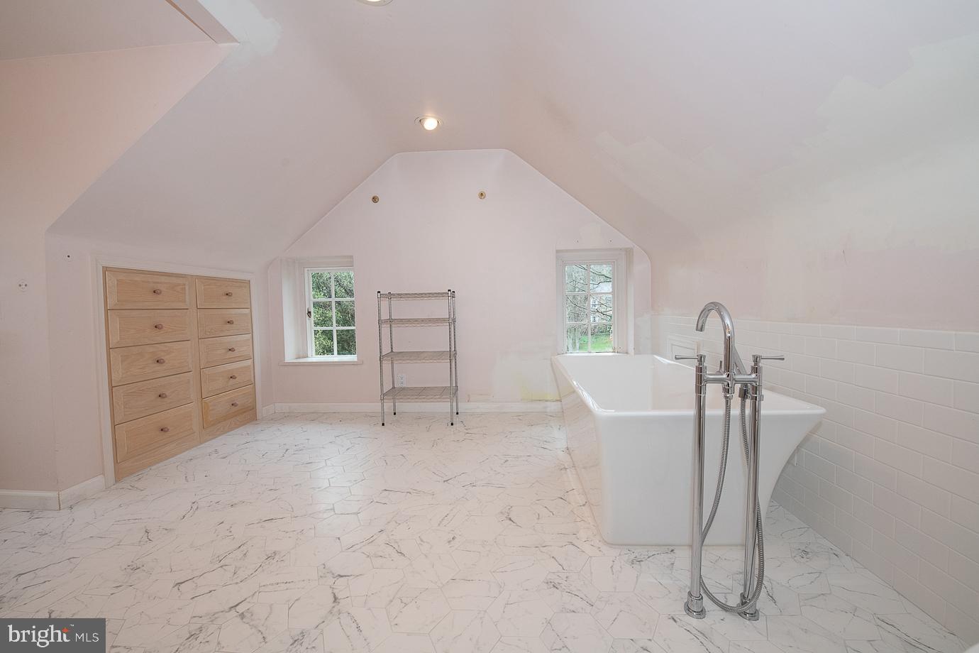 7901 Froebel Road Glenside, PA 19038 - Photo 37 of 47 Gallery Image 37