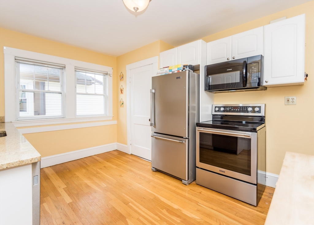 231 Lowell Street, Unit 2 Waltham, MA 02453 - Photo 6 of 25