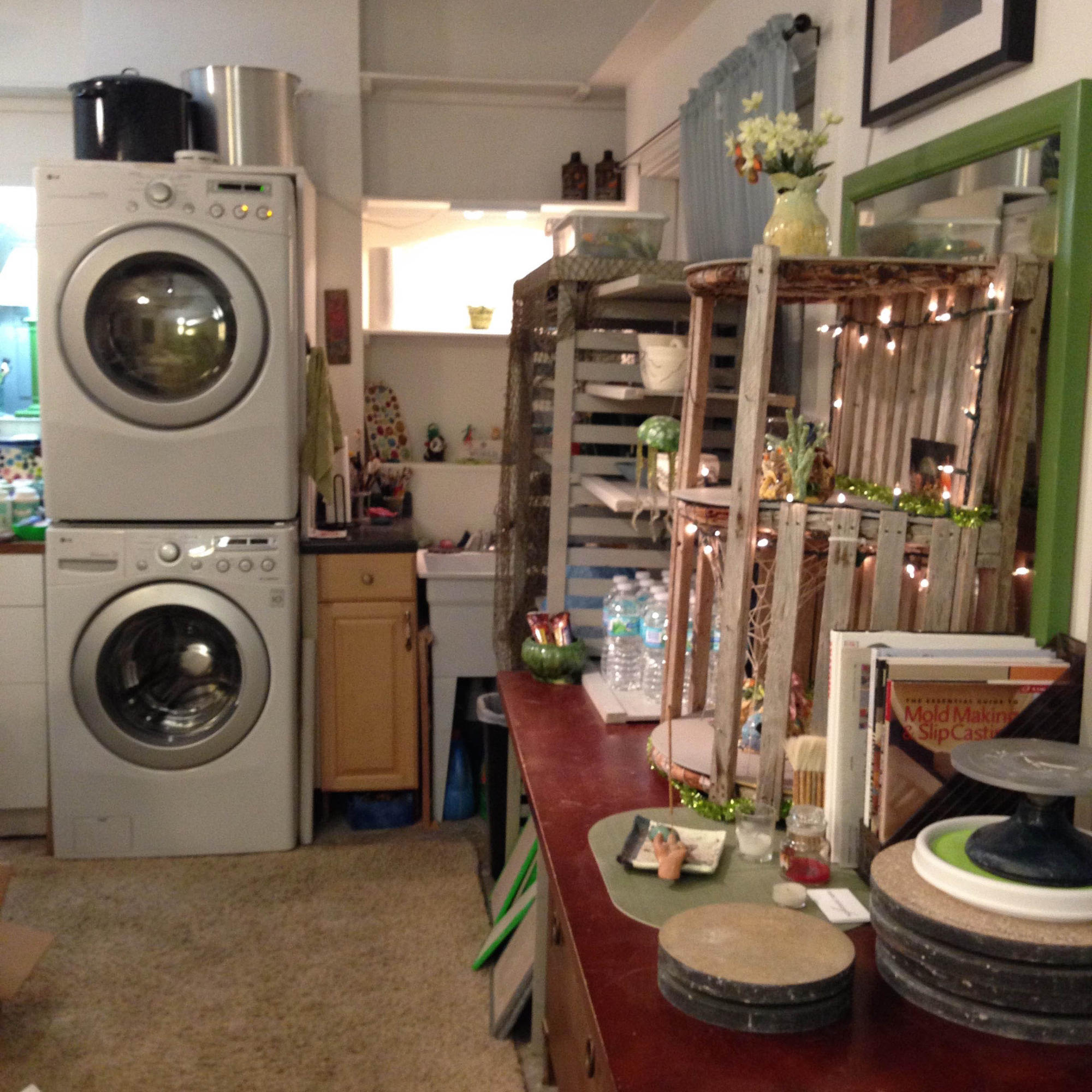 415 Plymouth Road West Palm Beach, FL 33405 - Photo 44 of 47 Studio, LG Washer & Gas Dryer