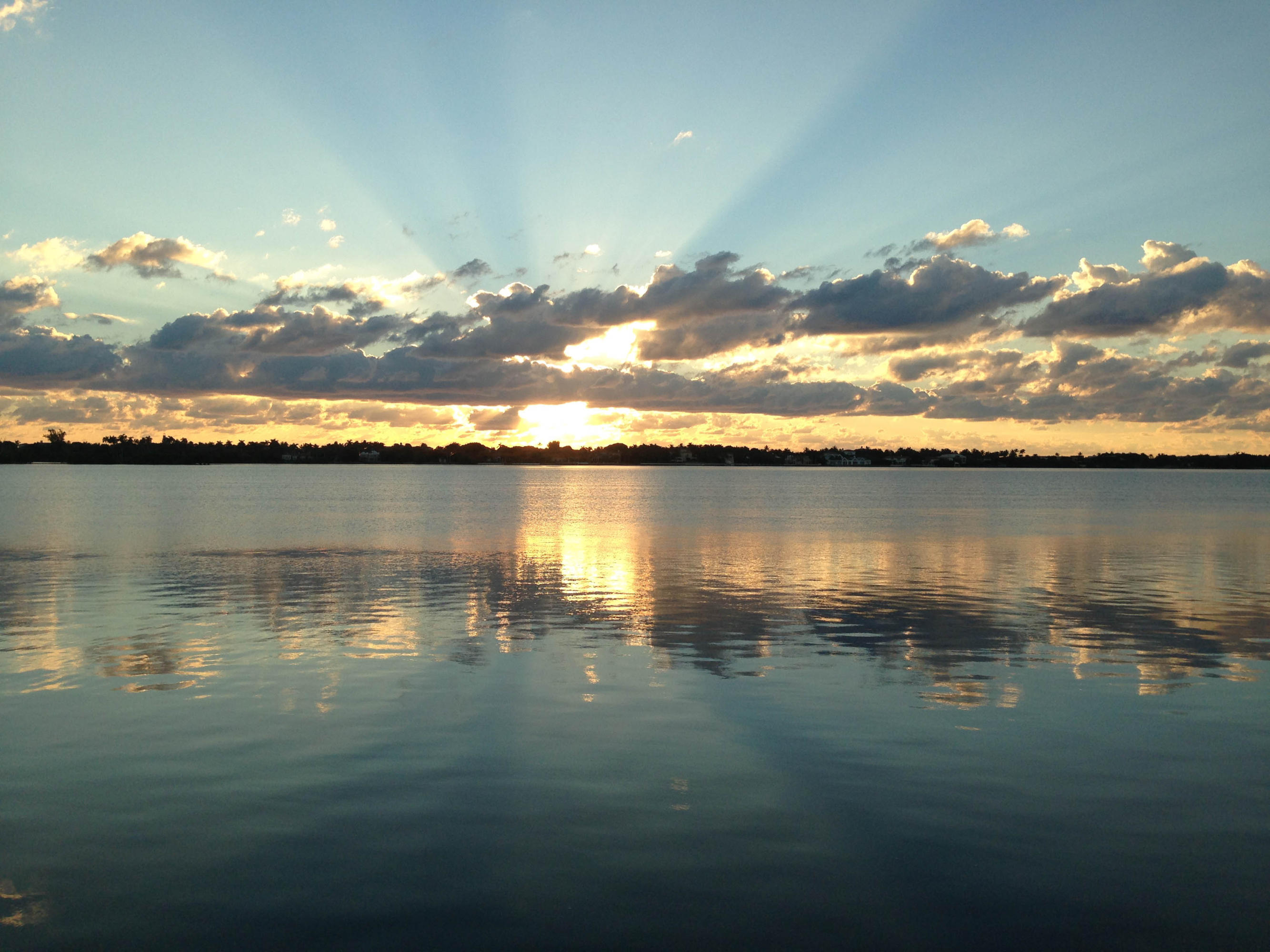 415 Plymouth Road West Palm Beach, FL 33405 - Photo 47 of 47 Sunrise Walk down Flagler Drive