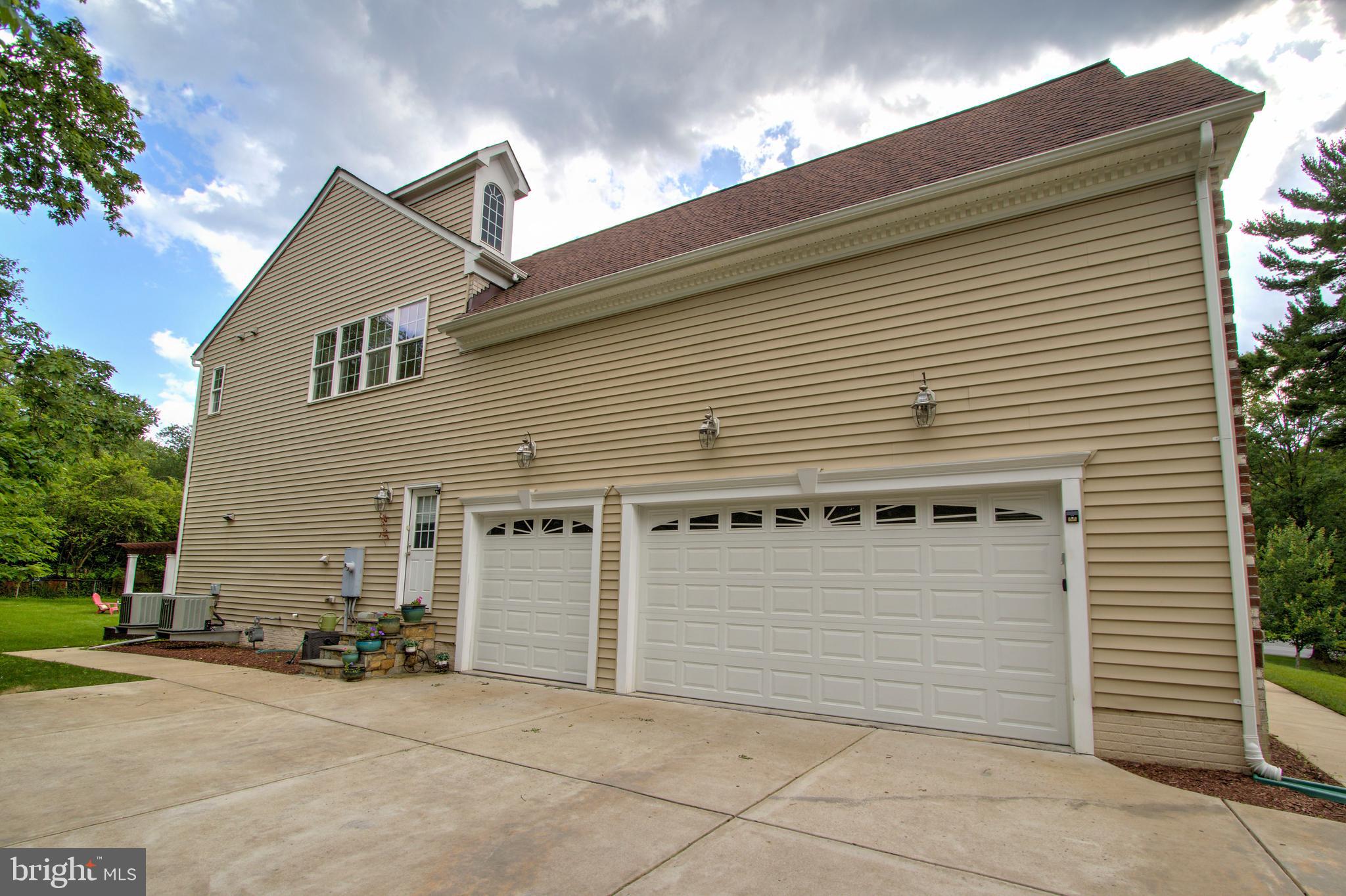 9813 Sunrise Road Vienna, VA 22181 - Photo 111 of 118 Gallery Image 111