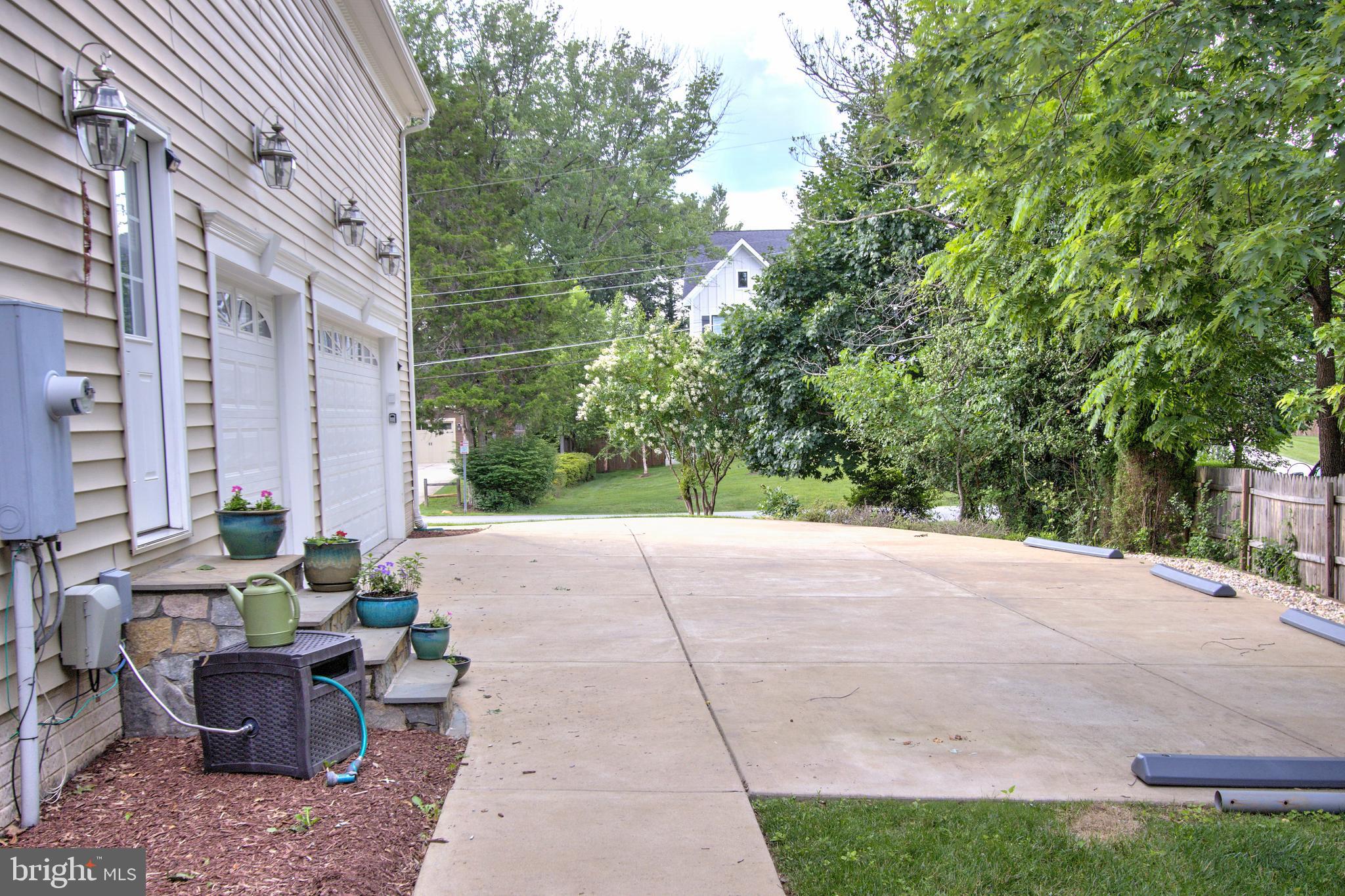 9813 Sunrise Road Vienna, VA 22181 - Photo 112 of 118 Gallery Image 112
