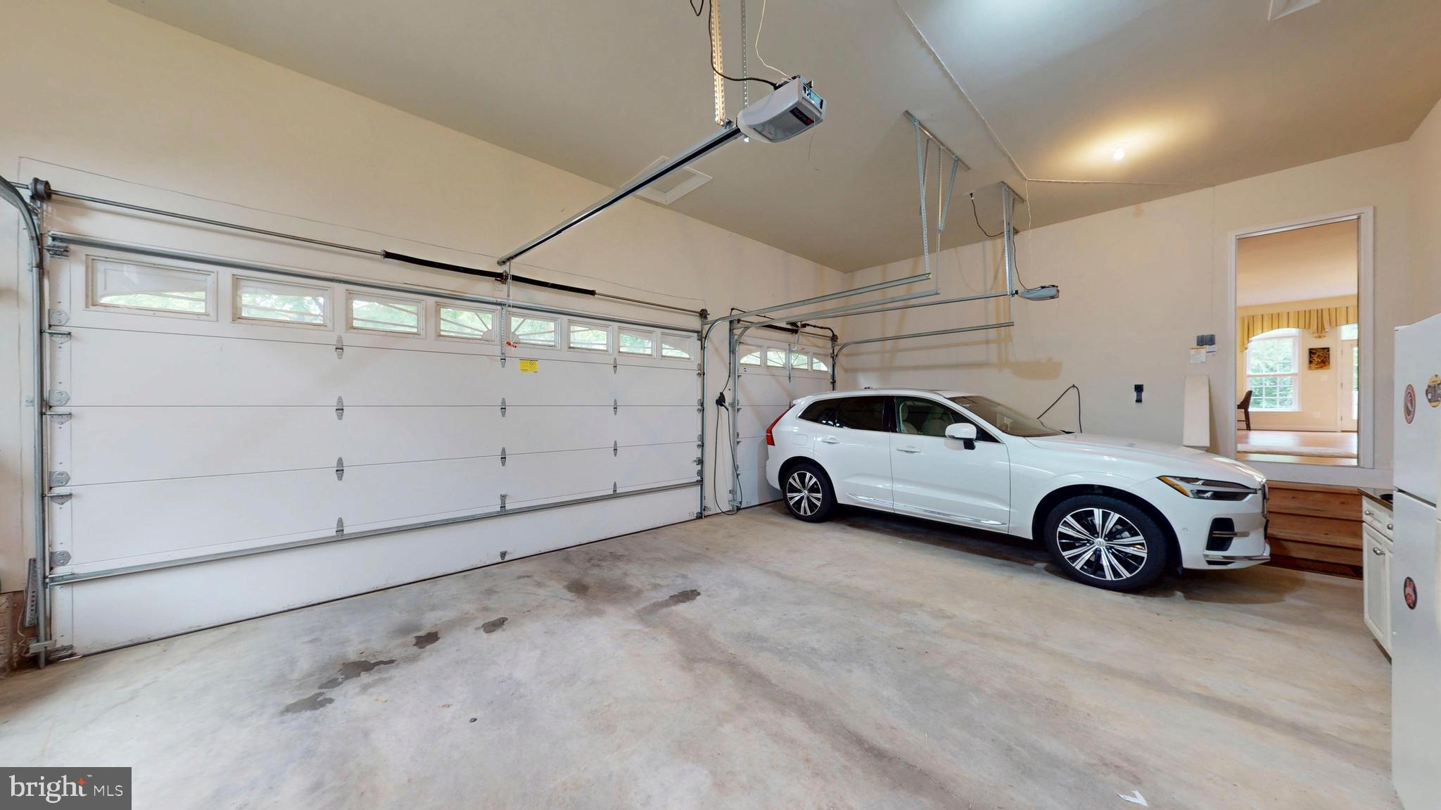 9813 Sunrise Road Vienna, VA 22181 - Photo 43 of 118 3 Car Garage with Electric Charger