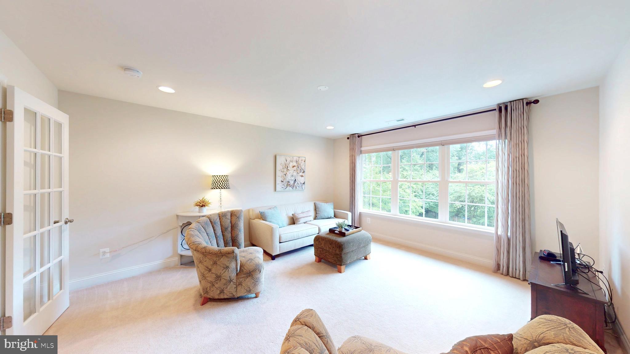 9813 Sunrise Road Vienna, VA 22181 - Photo 57 of 118 Gallery Image 57