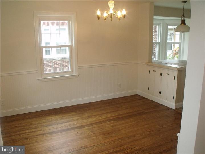 42 Evans Avenue Sinking Spring, PA 19608 - Photo 10 of 25 Dining Room