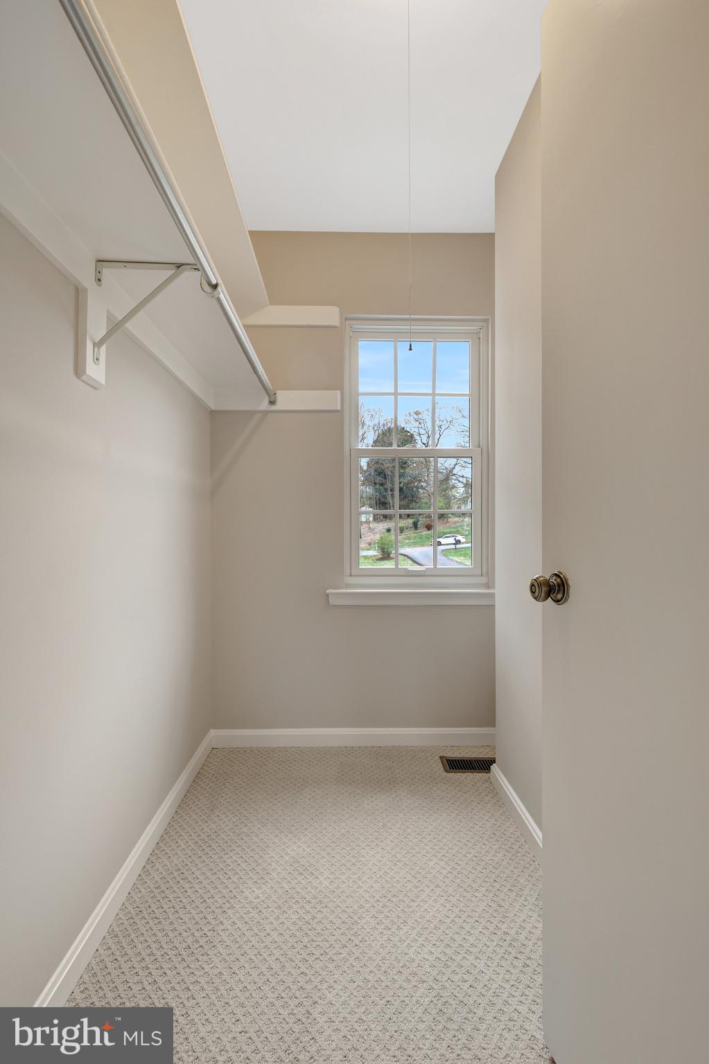 1215 Bishopsgate Way Reston, VA 20194 - Photo 17 of 41 a view of room and window