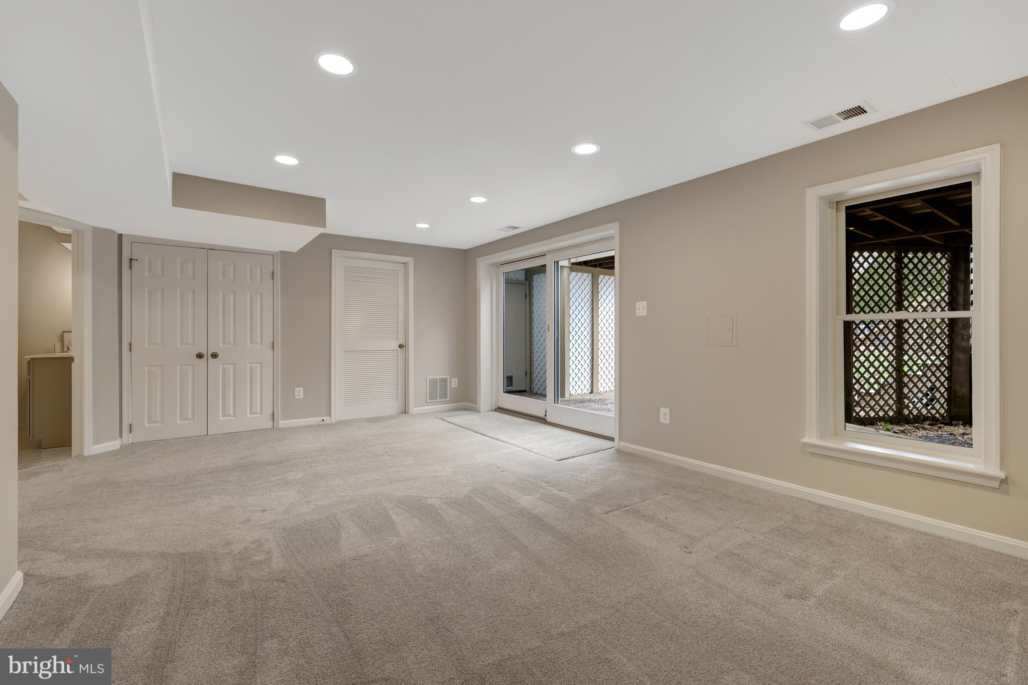 1215 Bishopsgate Way Reston, VA 20194 - Photo 27 of 41 a view of an empty room with a window