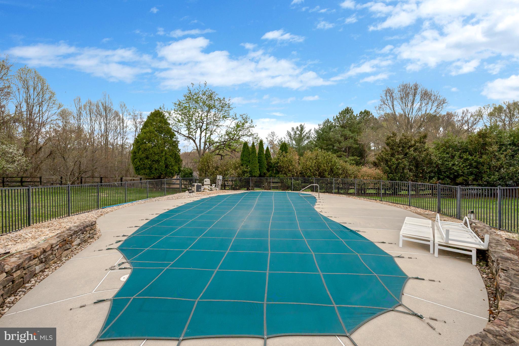 1215 Bishopsgate Way Reston, VA 20194 - Photo 36 of 41 a view of a tennis court