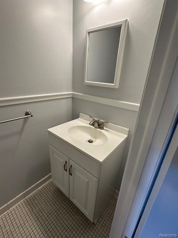 1006 Tottenham Road Birmingham, MI 48009 - Photo 13 of 50