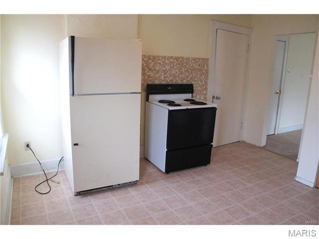 117 South 11th Street, Unit B Belleville, IL 62220 - Photo 3 of 10