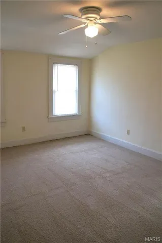 $575 | 117 South 11th Street, Unit B, Belleville, IL 62220