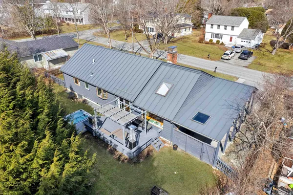 $1,275,000 | 3 Woodmore Drive, Hanover, NH 03755
