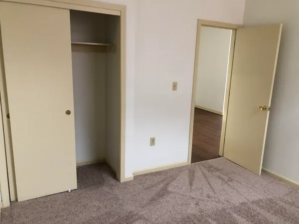 $1,725 | 521 Pine Street, Unit 205, Manchester, NH 03104