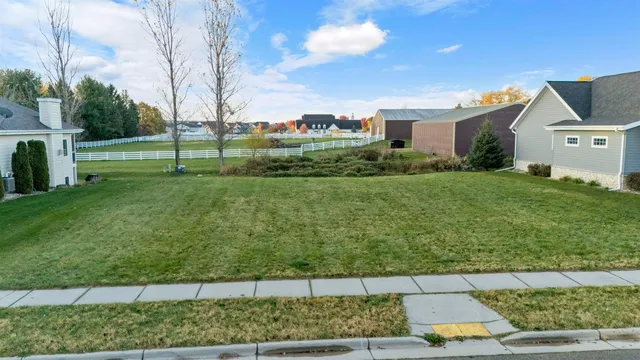 $369,000 | 10013 Shadow Ridge Trail, Middleton, WI 53562