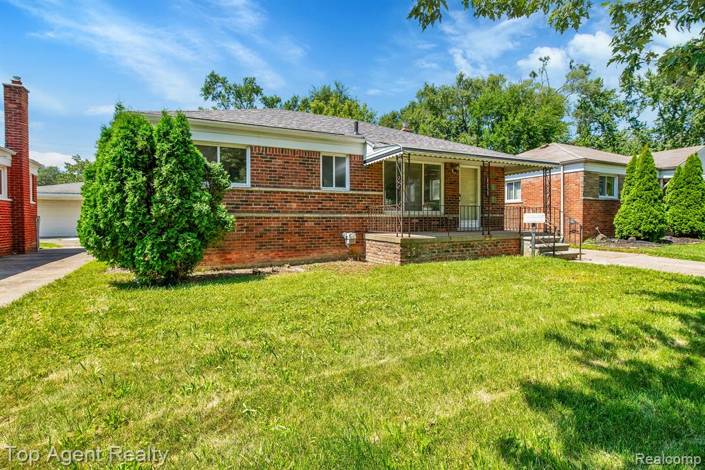 23303 Teppert Avenue Eastpointe, MI 48021 - Photo 32 of 32