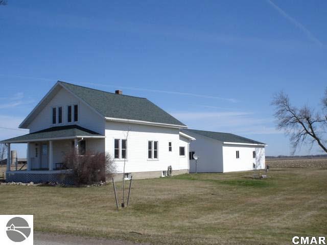 6896 North Pingree Road Elwell, MI 48832 - Photo 9 of 13 1771062-8.JPG