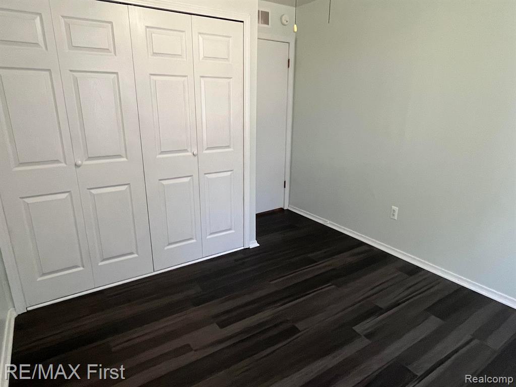 286 East Thirteen Mile Road, Unit 101 Madison Heights, MI 48071 - Photo 12 of 18
