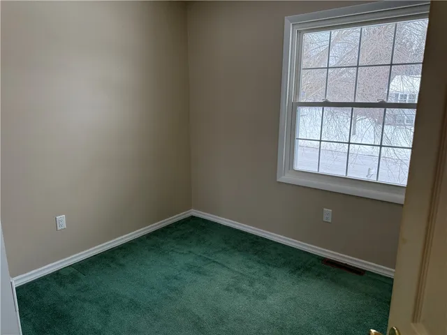 $298,000 | 325 Meadowbrook Parkway East, Horseheads, NY 14845