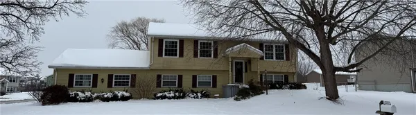 $285,000 | 325 Meadowbrook Parkway East, Horseheads, NY 14845