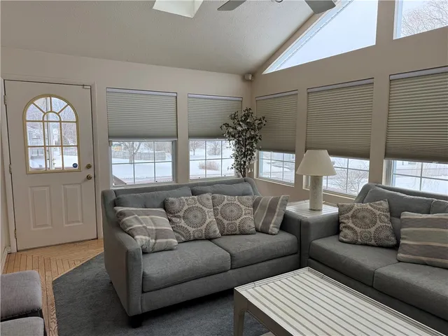 $298,000 | 325 Meadowbrook Parkway East, Horseheads, NY 14845