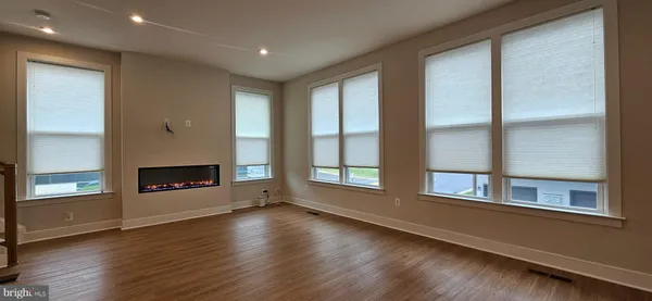 $4,000 | 2301 Liberty Loop, Herndon, VA 20171