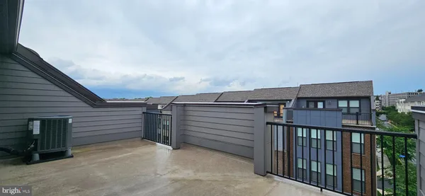 $4,000 | 2301 Liberty Loop, Herndon, VA 20171