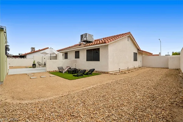 $389,500 | 445 Concord Way, Henderson, NV 89015